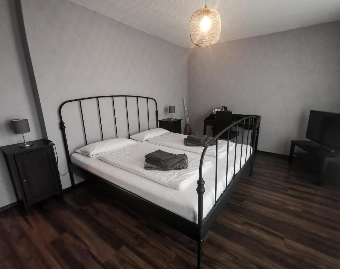 Kontraste Hotel Neumünster Kültér fotó
